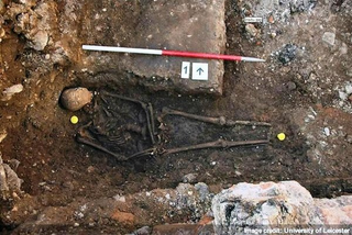 Illustration for article titled DNA from Canadian family confirms identity of King Richard III's remains